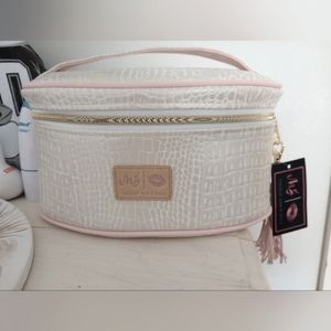Makeup Junkie Bag